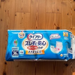 介護用　紙パンツ、紙パンツ用パッドの画像