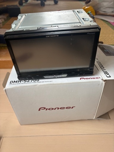 値下げしました‼️　AVIC-ZH0007 Pioneer カロッツェリア  フルセグ　Bluetooth DVD CD サイバーナビ