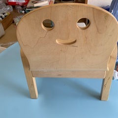 子供用椅子の画像