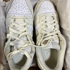 予約済みNIKE ダンクLOW 25センチの画像