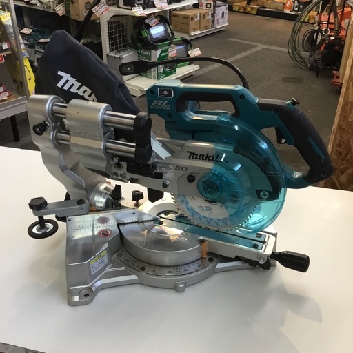【店頭引取限定】【中古】【現状販売】MAKITA マキタ コードレス式スライド丸のこ 60,500円(税込)