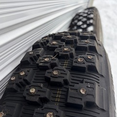 スパイクタイヤ　フルピン  ADVAN WR-13 175SR14の画像