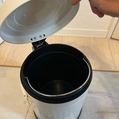 ゴミ箱 ダストボックスの画像