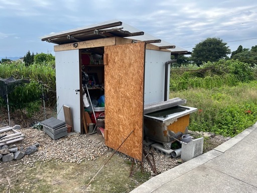(決まりました)DIYで作った倉庫　物置