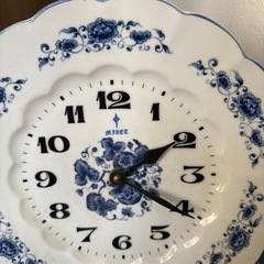 陶磁器文字盤掛け時計の画像