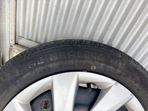 ブリヂストン　スタッドレスタイヤ　155/65R14
