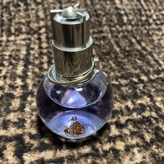 香水　ランバン✨可愛いシュシュも2個プレゼント‼️の画像