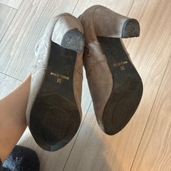 ショートブーツの画像