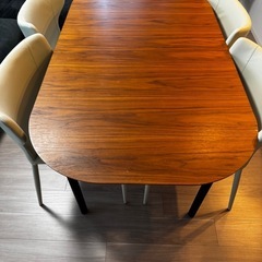 伸縮式ダイニングテーブル【椅子付き】の画像