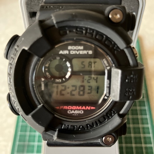 CASIOフロッグマン初代メン・イン・ブラックシリーズDW-8200希少品