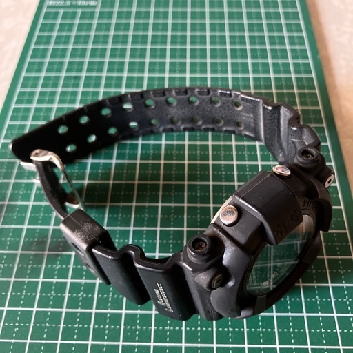 CASIOフロッグマン初代メン・イン・ブラックシリーズDW-8200希少品