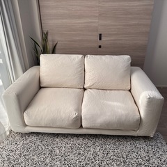 無印良品 ソファ本体・２シーター・フェザー・ポケットコイル カバー＆足付きの画像