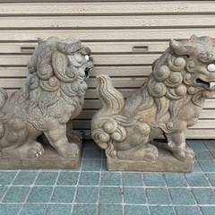 ★縁起物★狛犬  阿・吽 左右セット シーサー 阿吽 石像 和風オブジェ インテリア コンクリ製 魔除け 高さ62cm×幅26cm×奥行き54cmの画像
