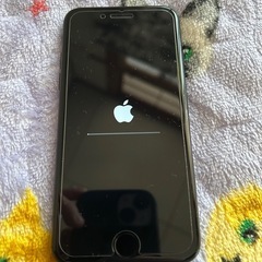iPhone se2 64gb simフリーの画像