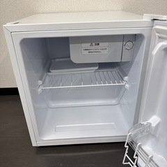 エスケイジャパン2023年製45L冷蔵庫の画像