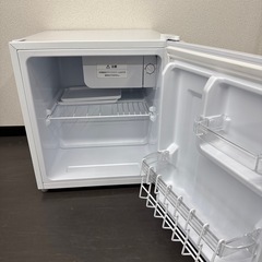 エスケイジャパン2023年製45L冷蔵庫の画像