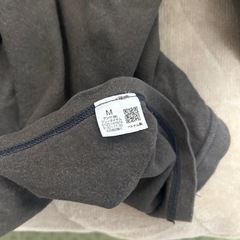 GUNZE （グンゼ） メンズVネックTシャツ 2枚 セット（半袖・長袖）黒系/Mの画像