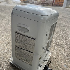 石油ファンヒーターの画像