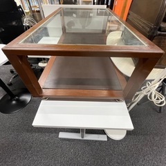 ガラス天板 ローテーブル／木製フレーム／収納棚付きの画像
