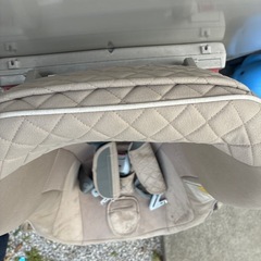 ベビーチャイルドシート　コンビ　　　汚れありの画像