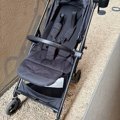 サイベックス　メリオカーボン　ベビーカー　cubed ブラックの画像