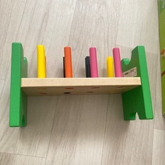 IKEAハンマートイ＆GOULAコンストラクションチェアの画像