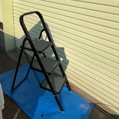 No.168 新品　脚立７２センチ
の画像