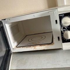 冷蔵庫と電子レンジ　25日の19時から20時に取りに来てくださる方！の画像