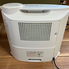 【動作確認済】SHARP 加湿セラミックファンヒーター HX-E12E3-Wの画像