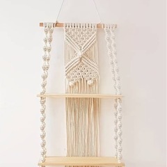 壁掛けシェルフの画像