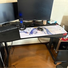 ゲーミングデスク