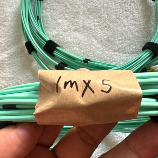 パソコン Fiber Optical cable