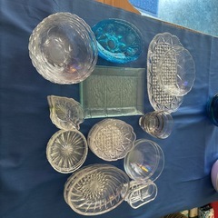 💎ガラス皿まとめて💎（複数写真あり）の画像