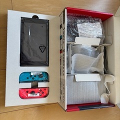 【美品・箱あり】Nintendo Switch本体（モデル名）すぐ遊べるセット別売りコントローラーも付けますの画像