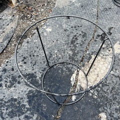 鉢植え置き　ブラック　中の画像