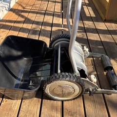 日本製 手動芝刈機 手押し芝刈機 20cm ジョイフルモアー の画像