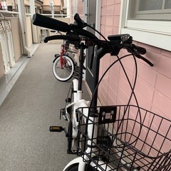 折りたたみ自転車の画像