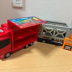 トミカ　収納の画像