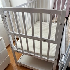 カトージ　ベビーベッド　ハイタイプ　ツーオープン　白の画像
