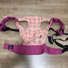 抱っこ紐とケープのセットの画像