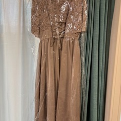 オケージョン ワンピース aimer Mサイズ 結婚式の画像