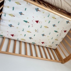 カトージベビーベッドと西川ベビー敷布団のセットの画像