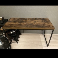 机・テーブルの画像