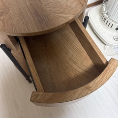 サイドテーブルの画像