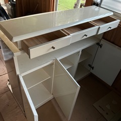 カウンターテーブルの画像