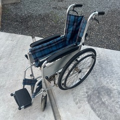 車椅子中古の画像