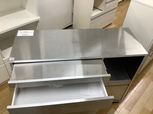 【トレファク　ラパーク岸和田店】キッチンカウンター　 2枚扉　ステンレス製　シルバー