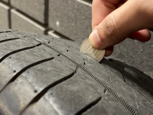 アルファロメオ 純正15インチ+使用1年未満タイヤ  4本セット195/60R15