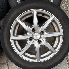 ヤリス　アクア等に15インチタイヤホイールセット　
185 60 15の画像