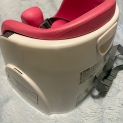 ingenuity ピンク ヘビーチェア バンボの画像